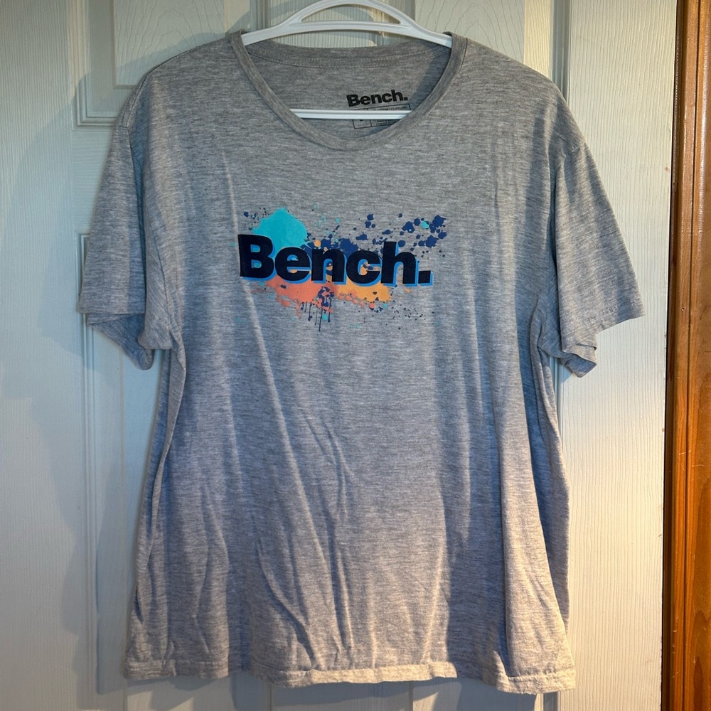 Ladies Bench Paint Splatter Graphic Tee